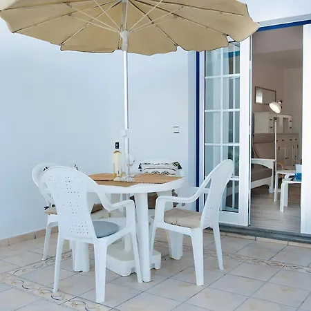 8 - Caleta Campos 度假居 *